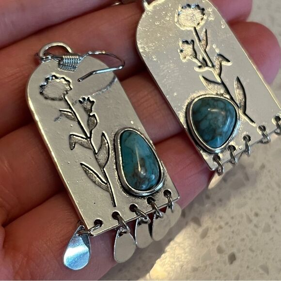 Retro vintage style fake Turquoise Earrings with birds and flowers - Picture 6 of 11